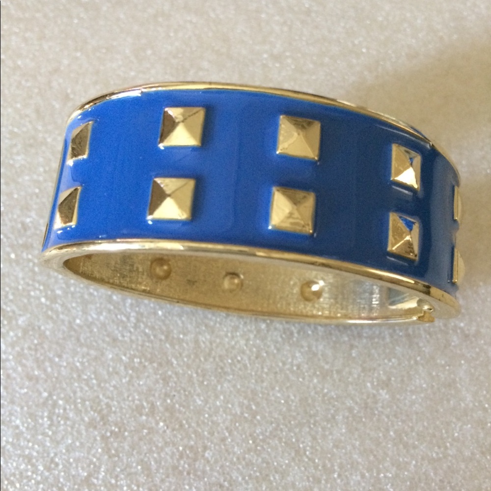 Wide enamel bracelet